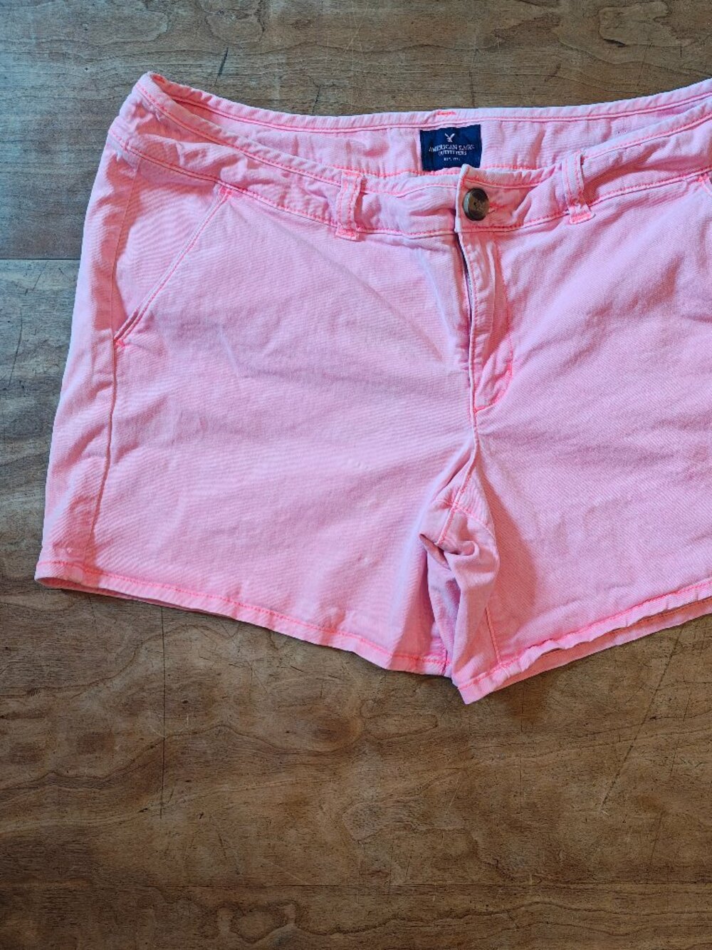 American Eagle Pink Shorts • XL / 16–18 • 9” Rise 5.5” Inseam